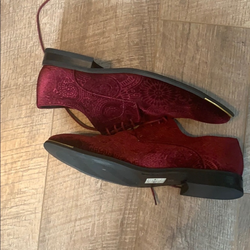 Prom shoes